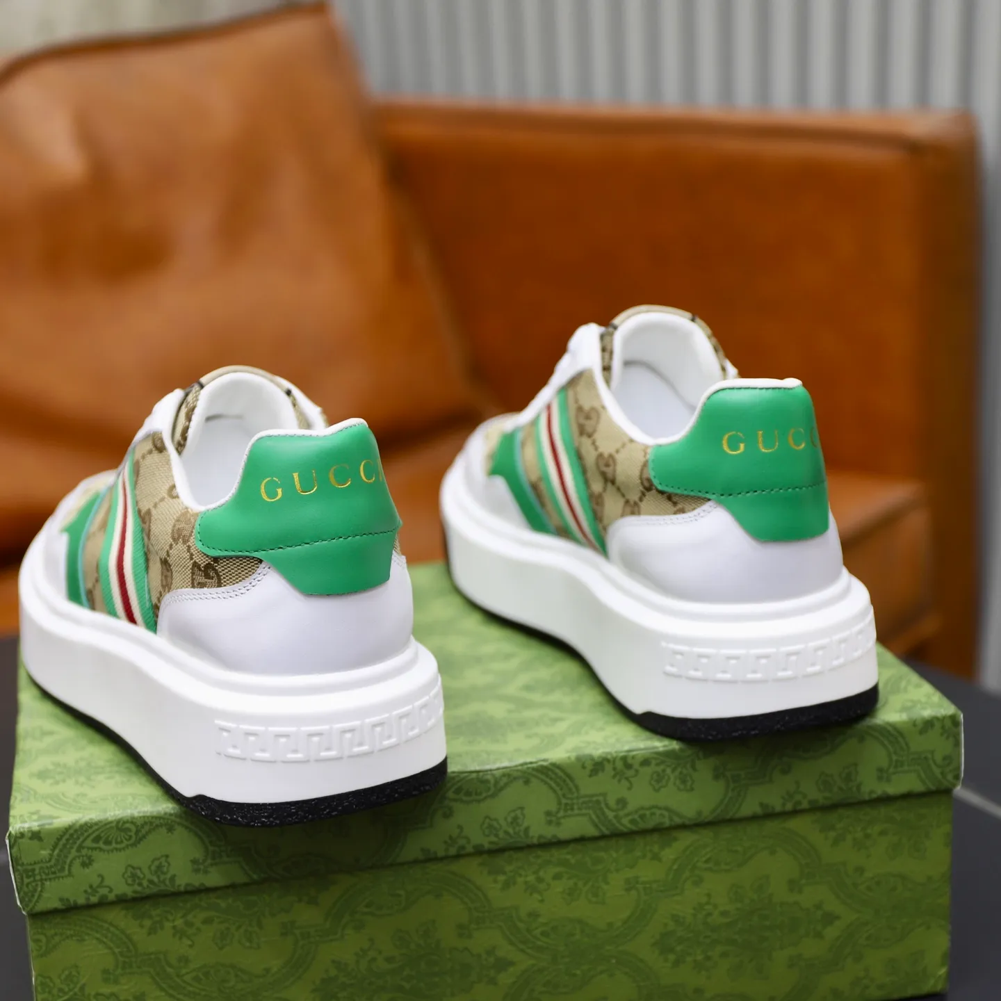 Ex-factory price: 462💰🙅‍♂️🙅‍♂️🙅‍♂️ Brand: GUCCI Standard code: 38-44 (45 customized) Grade: Same as the official website Material: Original cowhide material stitching Comfortable sheepskin lining Lightweight and wear-resistant sports outsole Style category: Men's fashionable casual shoes Running sneakers Distinguished luxury brand elements Top luxury Color: actual picture color